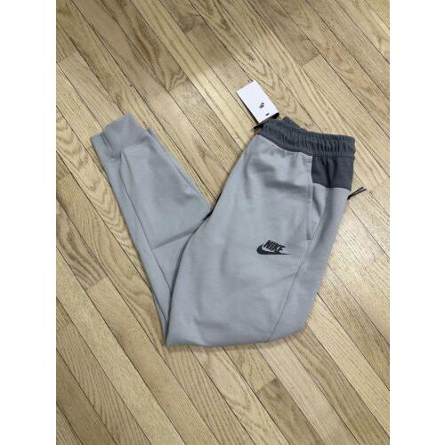 Nike Sportswear Tech Fleece Jogger Sweatpant DD5293-077 Platinum Grey Mens M