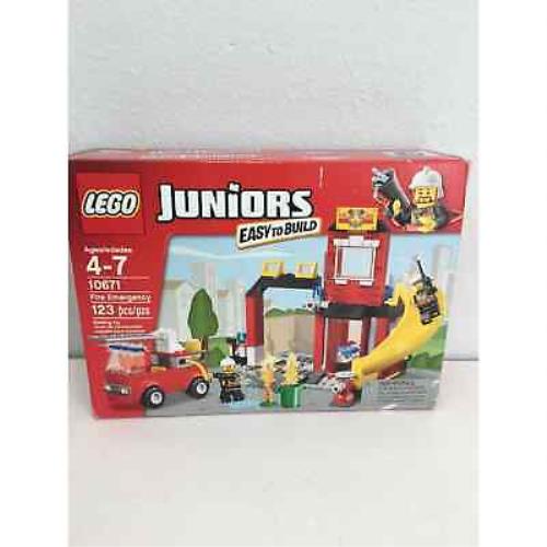 Lego Juniors Fire Emergency Station 10671 Building Set Fighters Mini Figs Truck