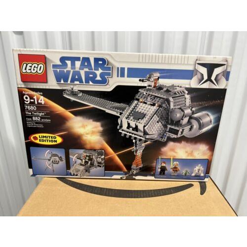 Lego 7680 Star Wars The Twilight Set Limited Edition: Anakin Ahsoka Rotta R2-D2