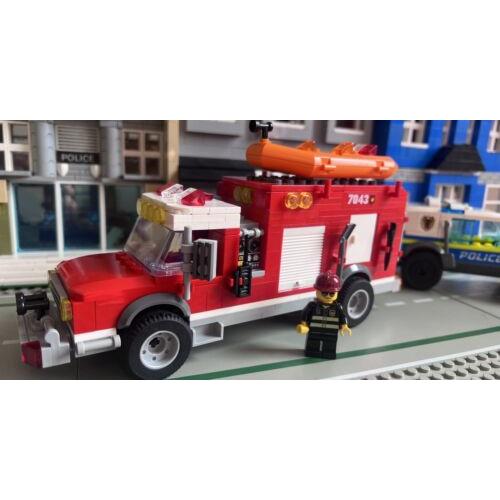 Lego Custom Water Rescue Fire Truck with Raft Working Light and Mini-figure