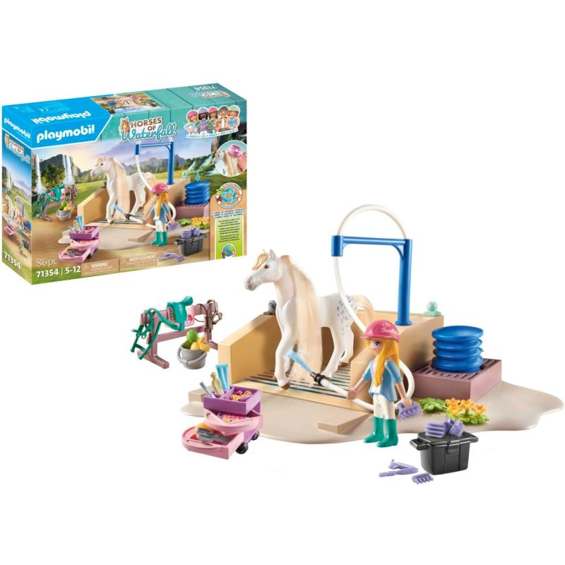 Playmobil Horses of Waterfall Washing Station with Isabella and Lioness 71354