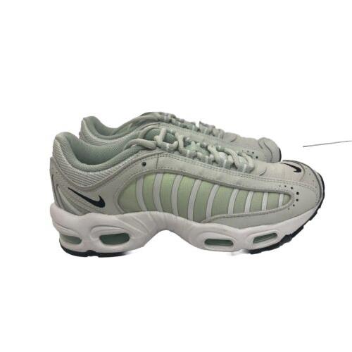 Nike Air Max Tailwind IV Women`s Spruce Aura Casual Lifestyle Sneakers Sz 7