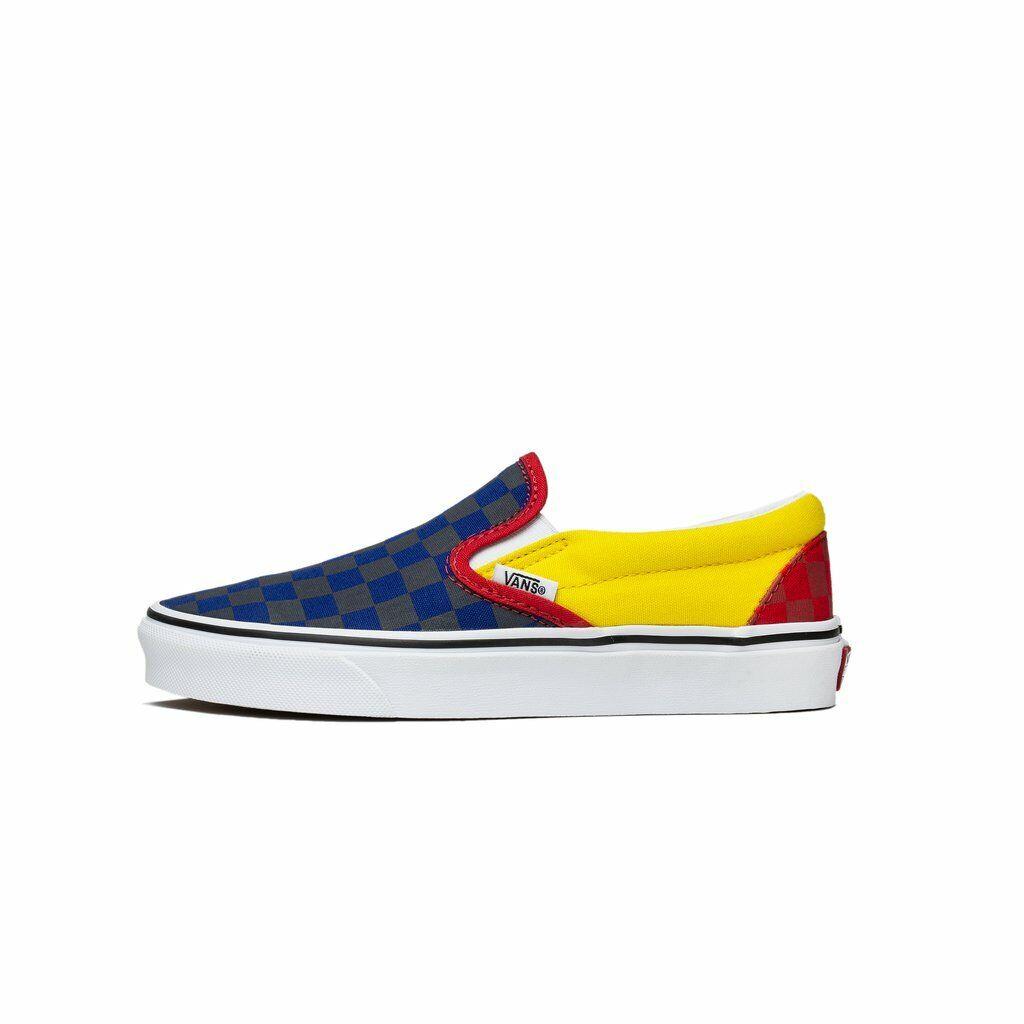 Vans Men`s Classic Slip On Athletic Fashion Sneakers VN0A4BV3V3D - Multicolor