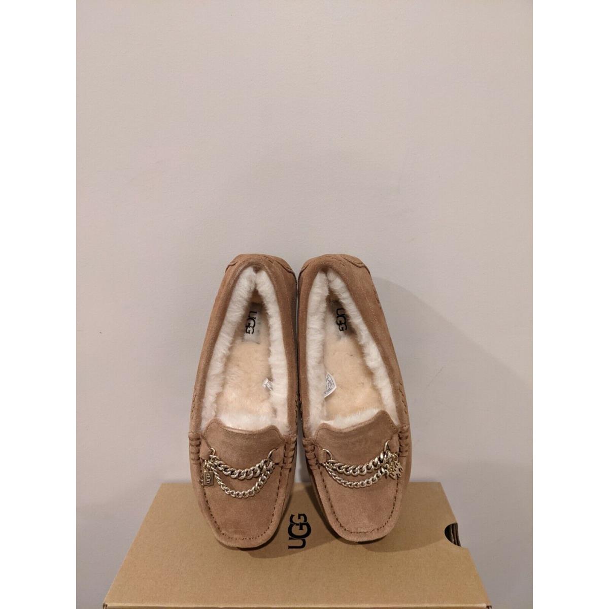 Ugg Australia Womens Ansley Chain Moccasin Size 7