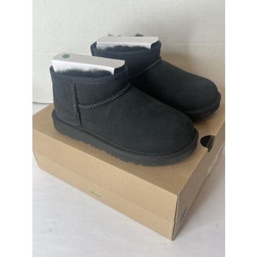 Kids Ugg Classic Ultra Mini Boot- Black Suede Size 13 US 1130750K