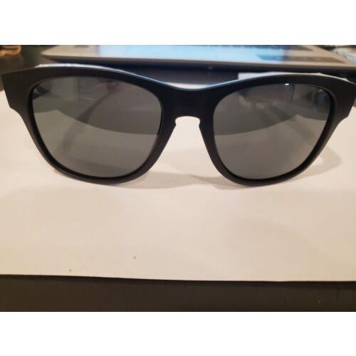 Smith Holiday Matte Black 003 54/17/140 T4 Carbonic Lens Perfect