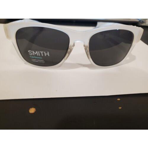 Smith Holiday Matte Crystal 54/17/140 Z9 Carbonic Lens Perfect