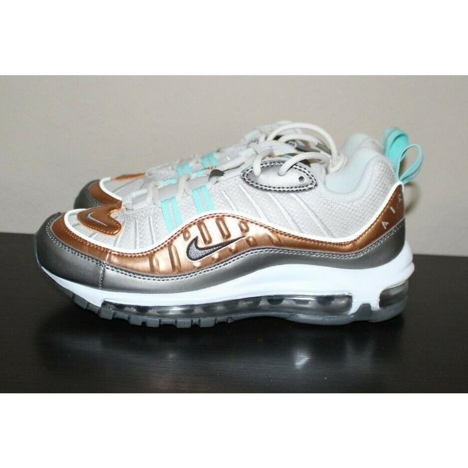 Nike Air Max 98 SE Sneakers Phantom/metallic Tawny BV6536-002 Women`s Sz 6.5