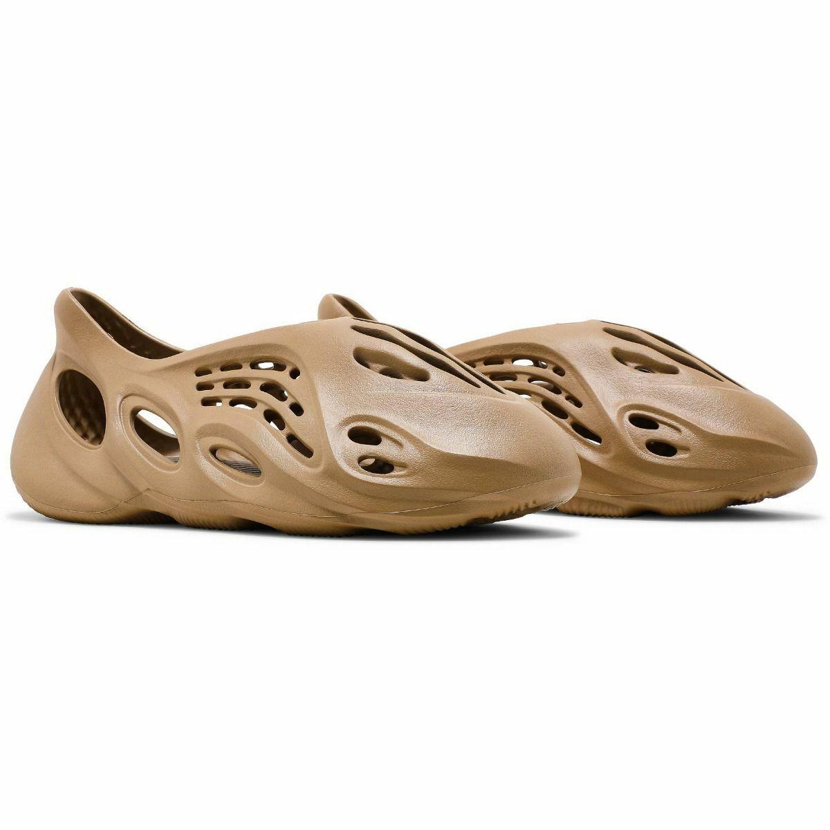 Men`s Adidas Yeezy Foam Runner `ochre` gw3354