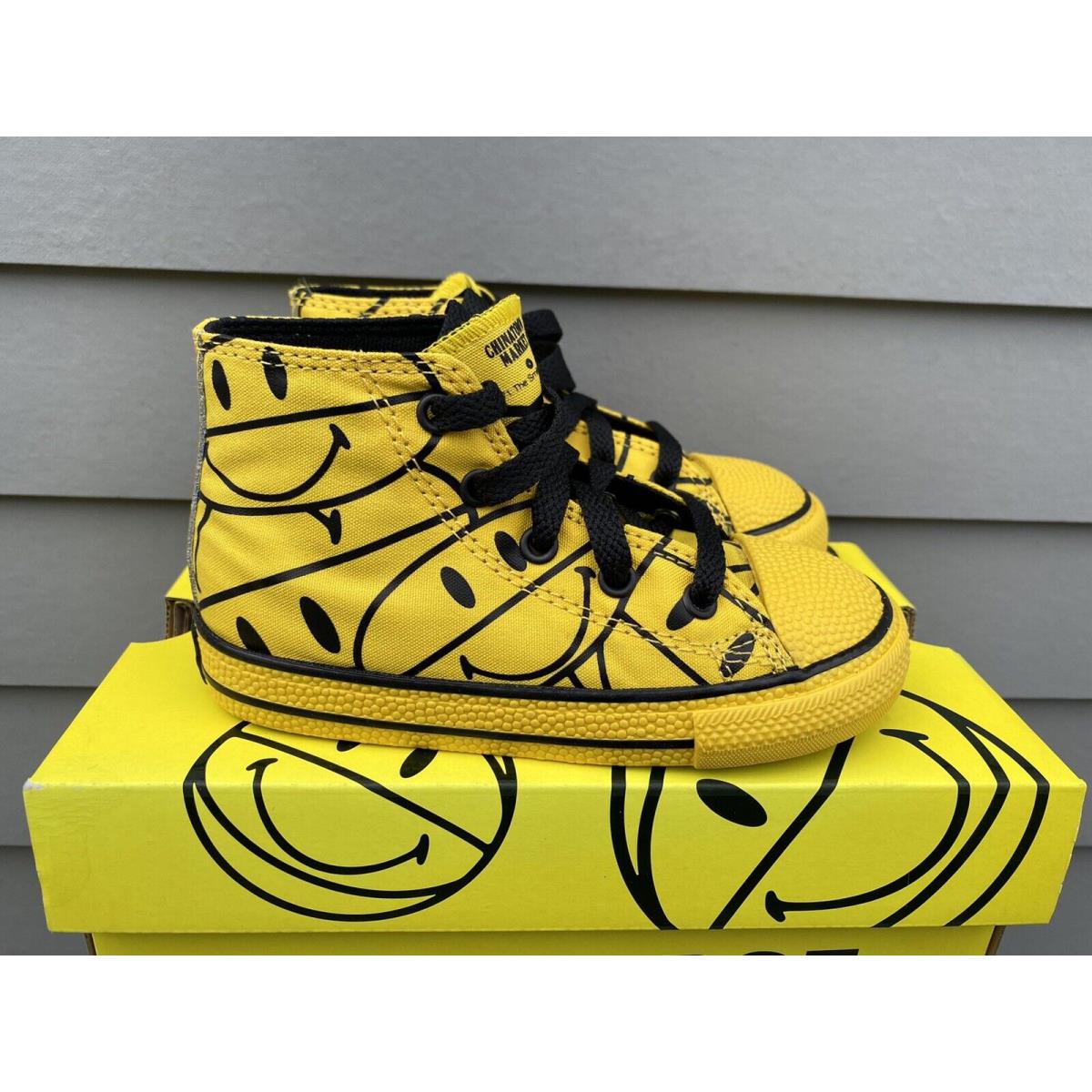 NWT Converse popular x Chinatown Market CTAS in Cyber Yellow.