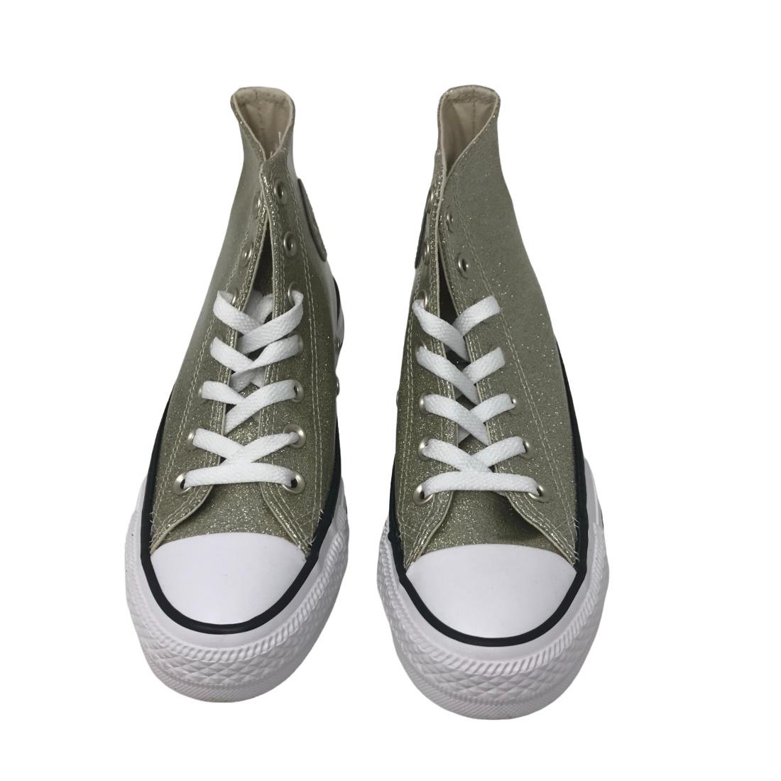 Converse Women`s Chuck Taylor All Star High Top Sneaker Size 6M