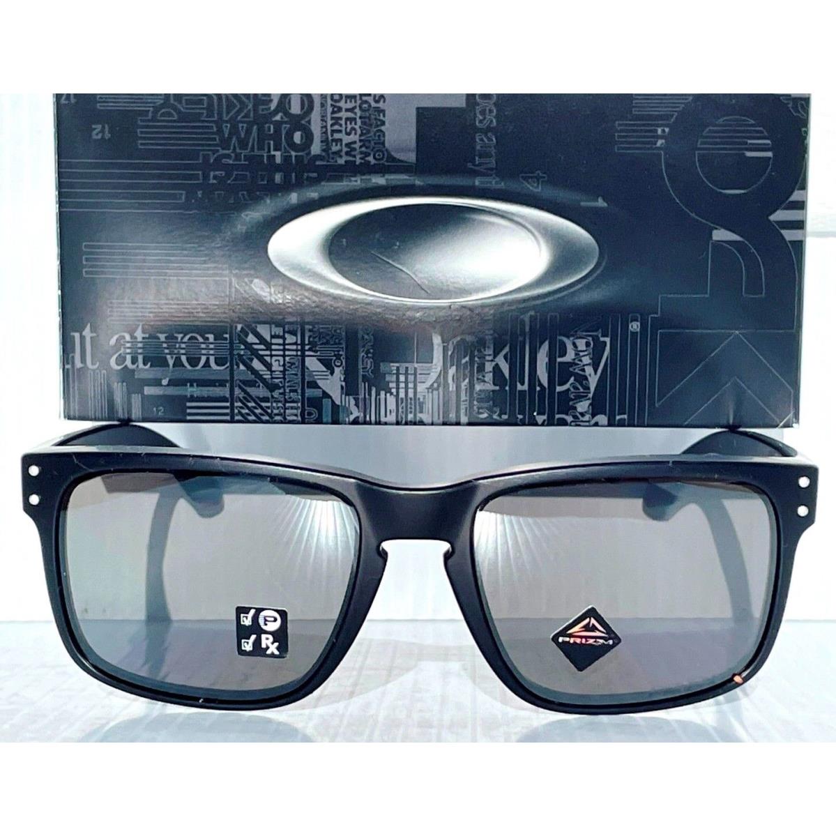 Oakley Holbrook Matte Black Polarized Prizm Grey Lens Sunglass 9102-01