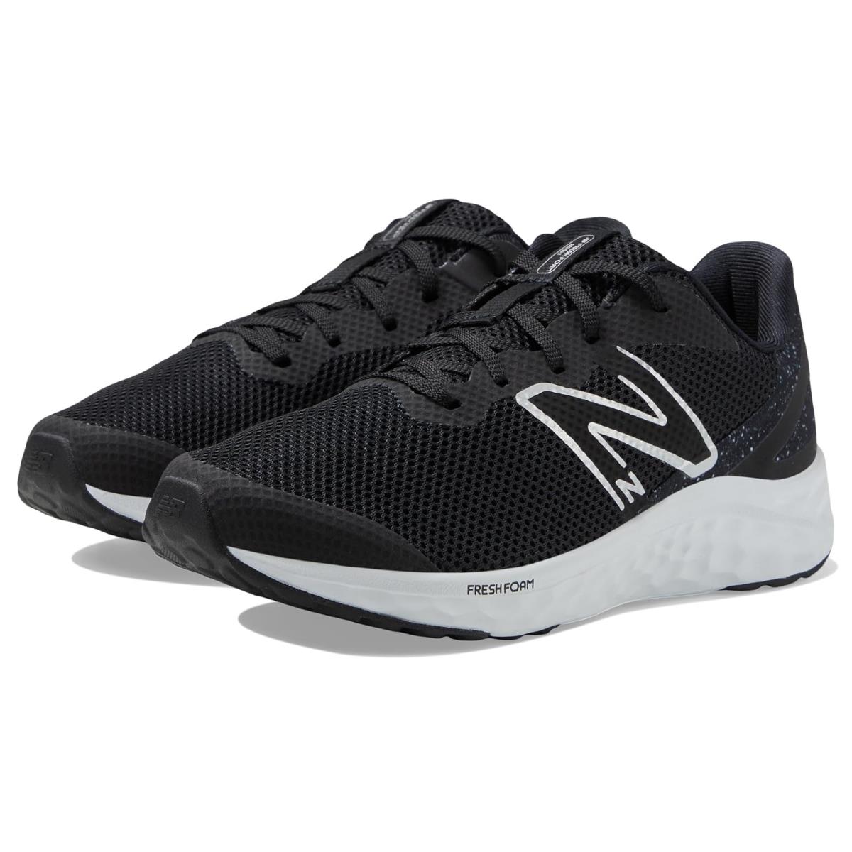 Girl`s Shoes New Balance Kids Fresh Foam Arishi v4 Big Kid - Black/White