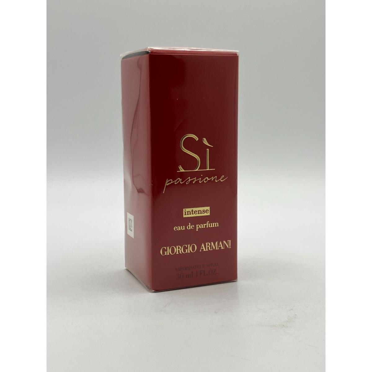 Giorgio Armani Si Passione Intense Women Parfum Spray 1.0 oz Box