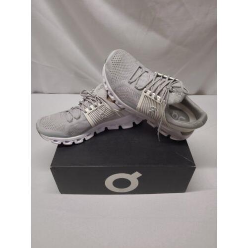 ON Running Womens Beautiful Cloudtec Sneakers Glacier White 9.5 US Box Dents