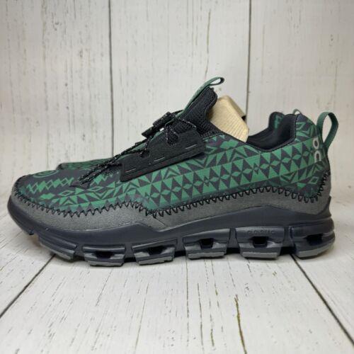 ON Running Cloudaway SOUTH2 WEST8 92.98187 Size 9.5 Black Green Cloud