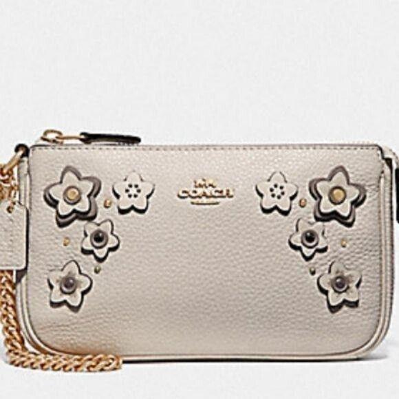 Coach Pebbled Leather Floral Applique Lg Wristlet Chalk