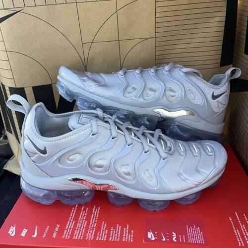 Nike Air Vapormax Plus Wolf Grey Metallic Silver 924453-005 Men`s Size 9.5 - Gray