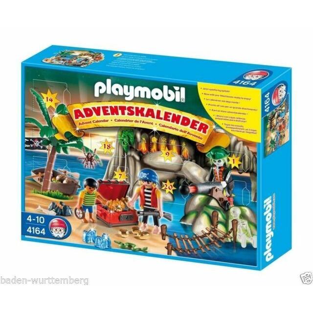 Playmobil 4164 Christmas Holiday Advent Calendar Pirates Treasure Cove