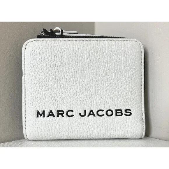 Marc Jacobs Marc Jacobs Compact Bifold Wallet Pebble Leather Cotton / Black