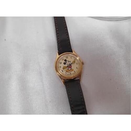 Old Vtg Lorus Mickey Mouse Friends Wristwatch Water Resistant R MF008