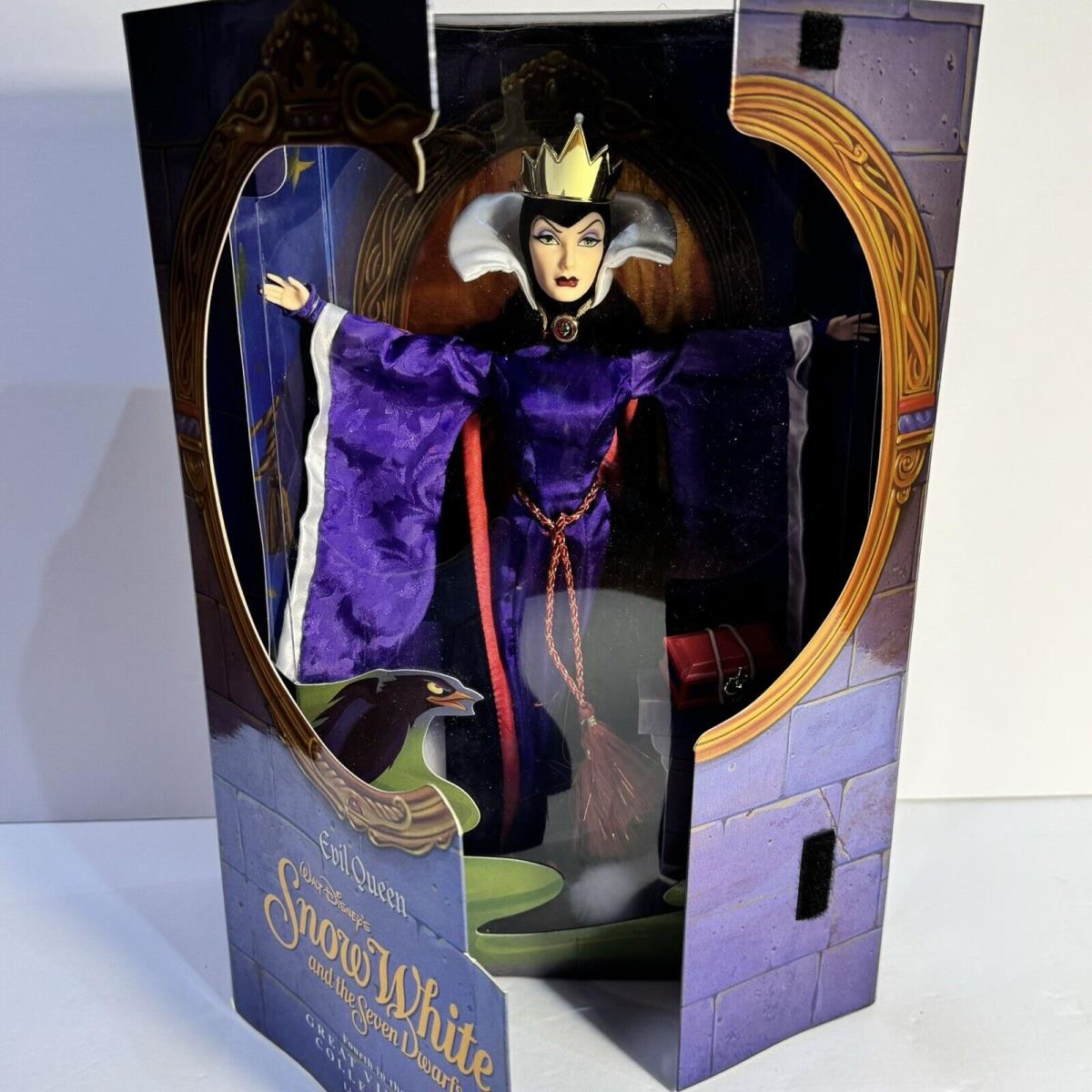 Evil Queen Figure From Snow White and The Seven Dwarfs Disney Villain 1998