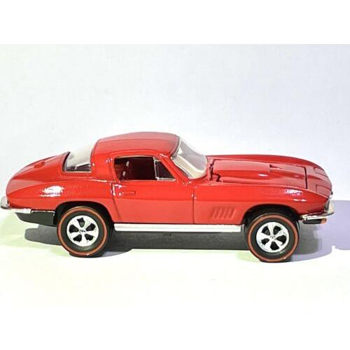 Hot Wheels Collectibles 1967 Corvette Sting Ray Black Box - Custom Made Redline