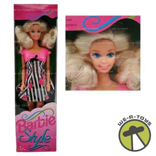 Barbie Zelle`s Exclusive From Canada City Style Barbie 1993 Mattel 0974 Nrfb