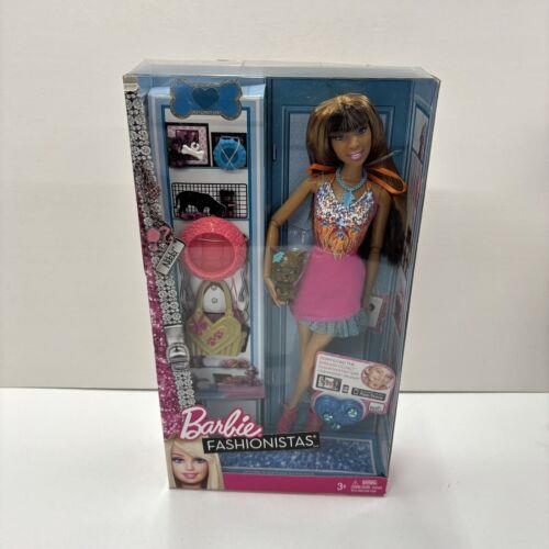 Barbie Nrfb Fashionistas Articulated Nikki Accessories Dog X2281