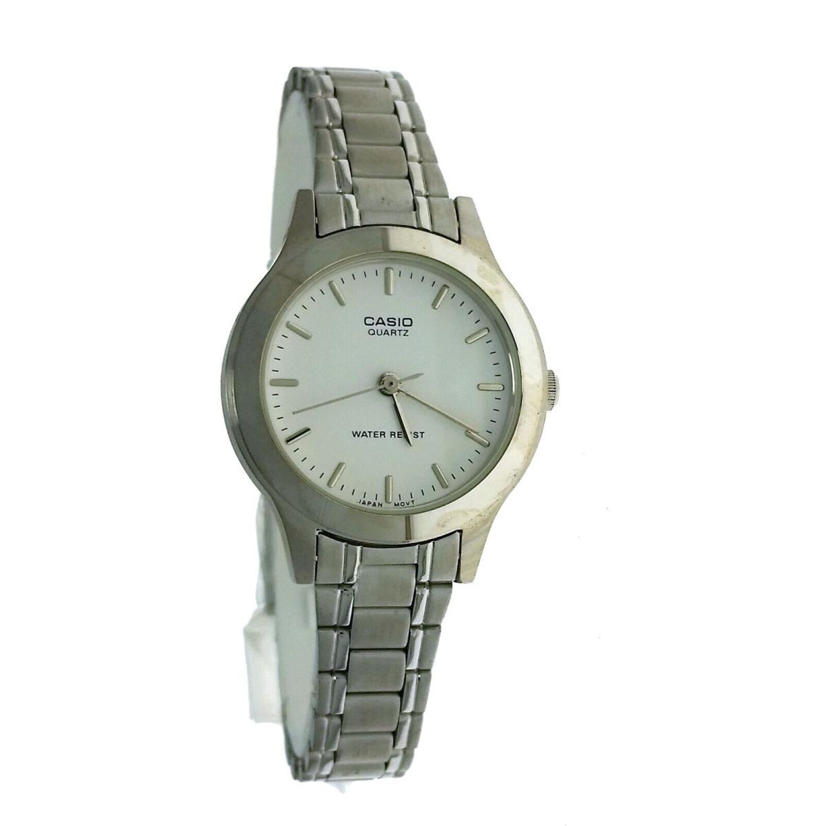 Casio Ladies Round White Dial S. Steel W-r Wristwatch Watch LTP1128A 7ARDF