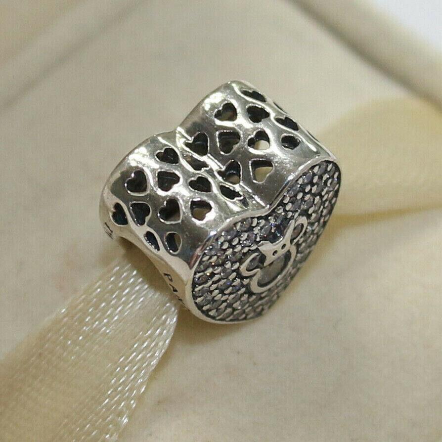 Pandora Charm Disney Mickey Minnie Sparkling 792049CZ W Suede Po