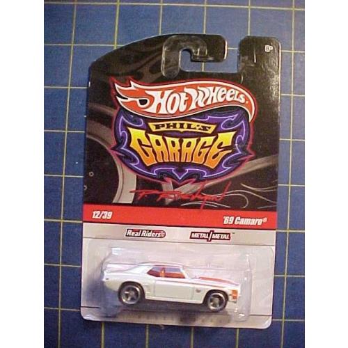 1/64 Hot Wheels Phil`s Garage `69 Camaro 12/39 Nip Real Riders Chase Initials