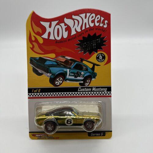 Hot Wheel 1:64 2006 Neo-classics Series-5 Custom Mustang Gold W/black Top 05820