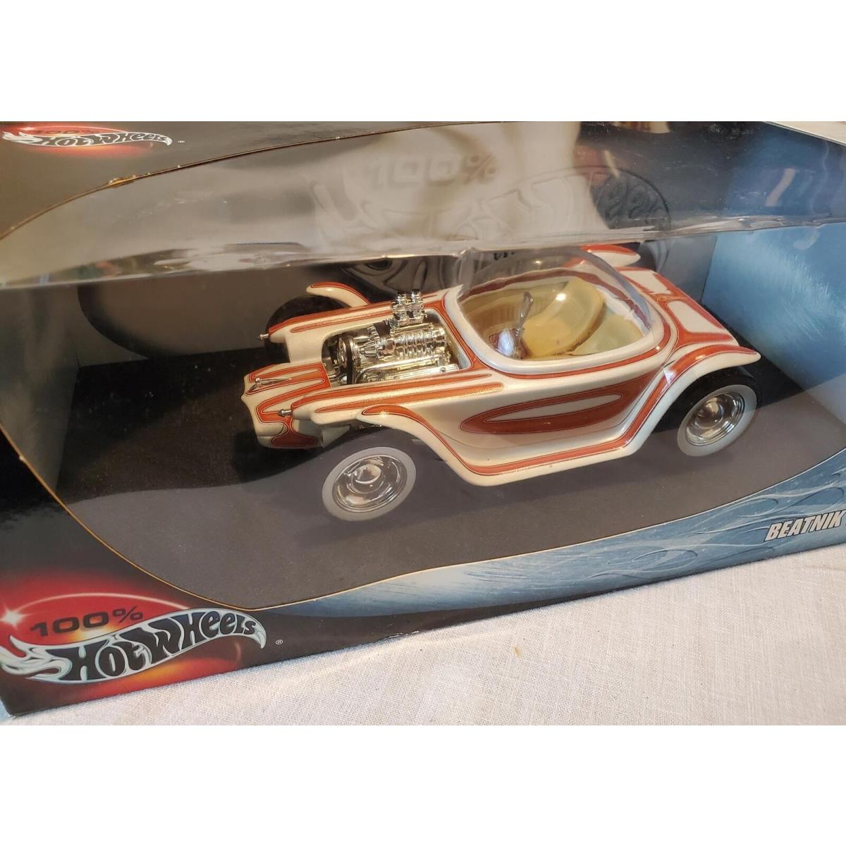 Hot Wheels Beatnik Bandit 1:18 Die Cast 2001 53832 Nrfb Mib