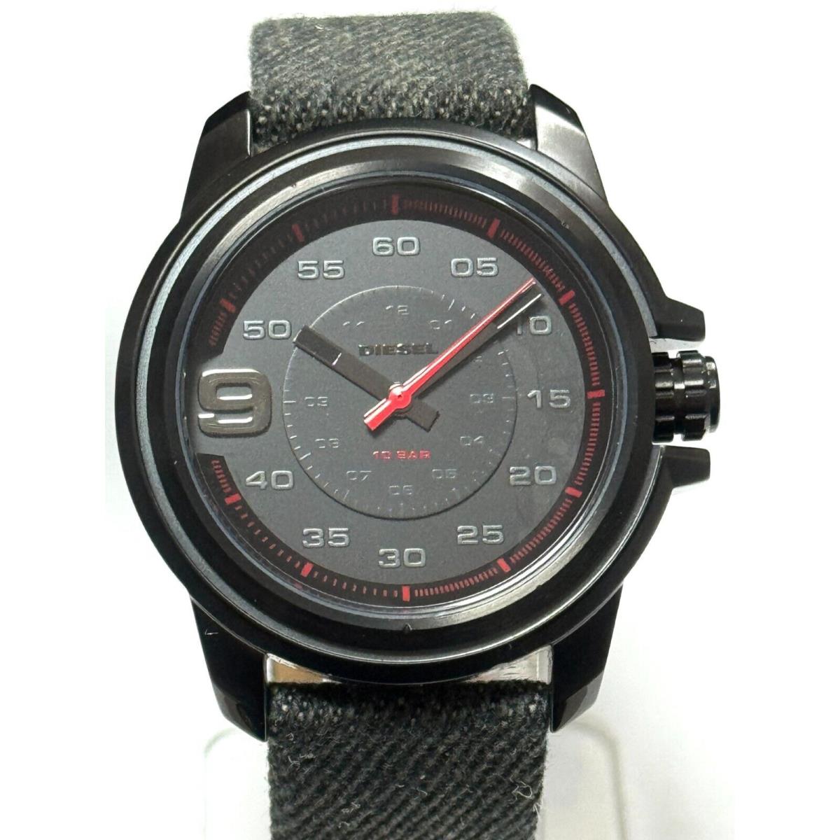 Diesel Men`s DZ1742 Black Dial Gray Fabric Strap Analog Quartz Watch