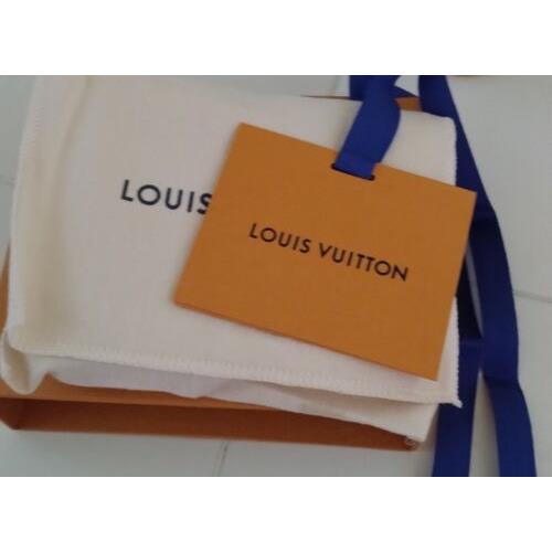 Louis Vuitton Men`s Wallet