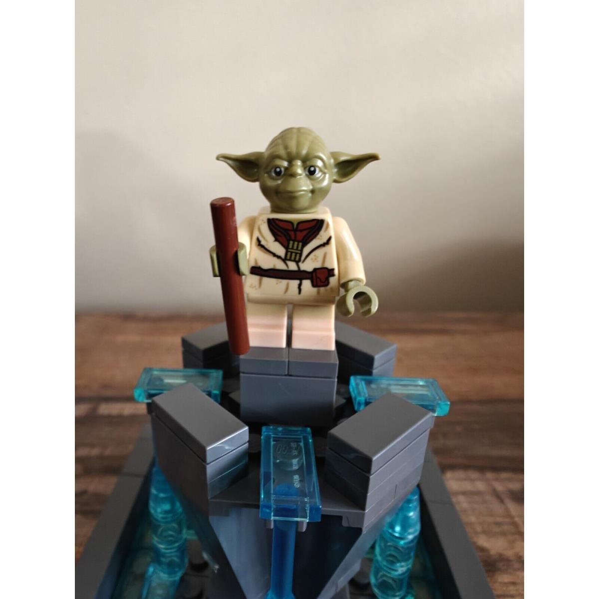 Accurate Lego Star Wars Lucas Yoda Fountain - 6471930 - 152 Pieces