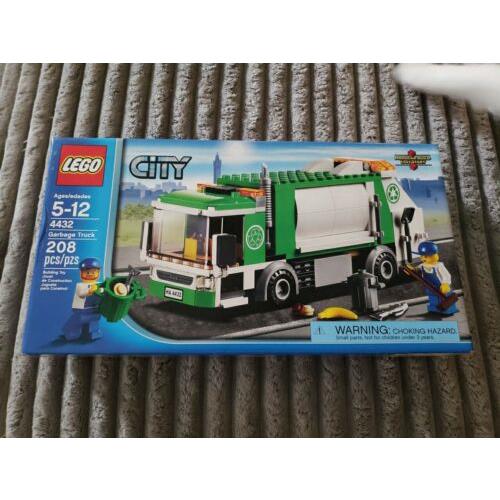Lego 4432 City Garbage Truck Box Retired 208 Pieces 2012