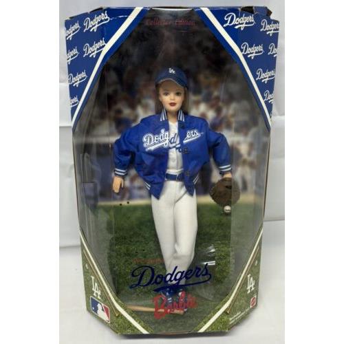 Nrfb 1999 Los Angeles Dodgers Barbie Doll 23882 Mlb Baseball Bat Uniform Glove