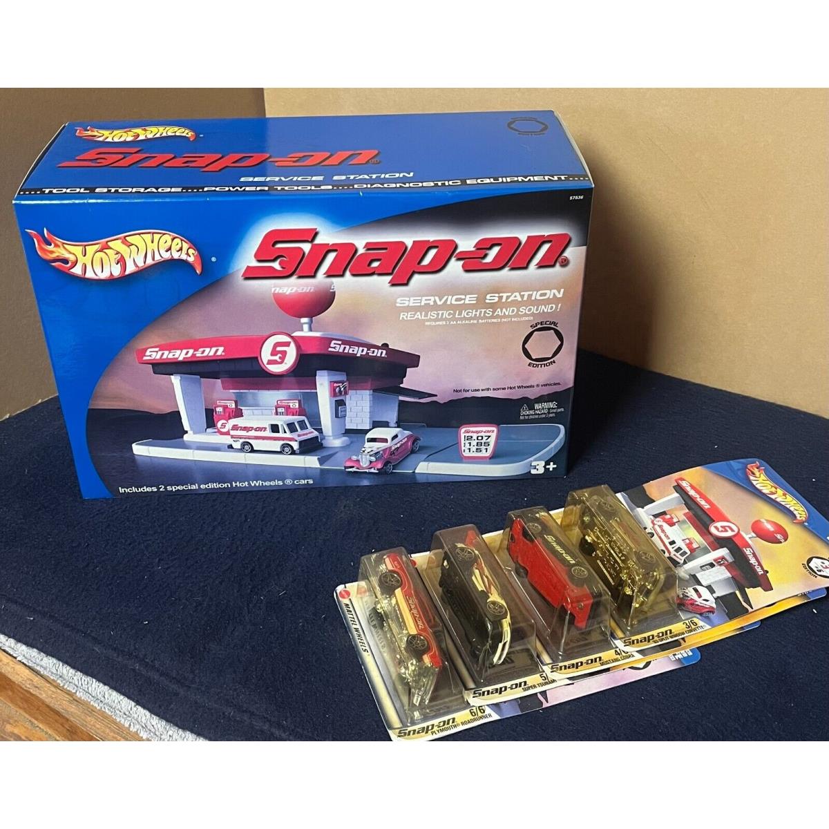 Hot Wheels Snap-on Service Station Play Set 57536 with Cars 3-6