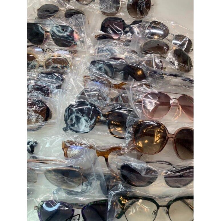 Steve Madden 21 Lots Bundle Wholesale Assorted Brandnames Sunglasses