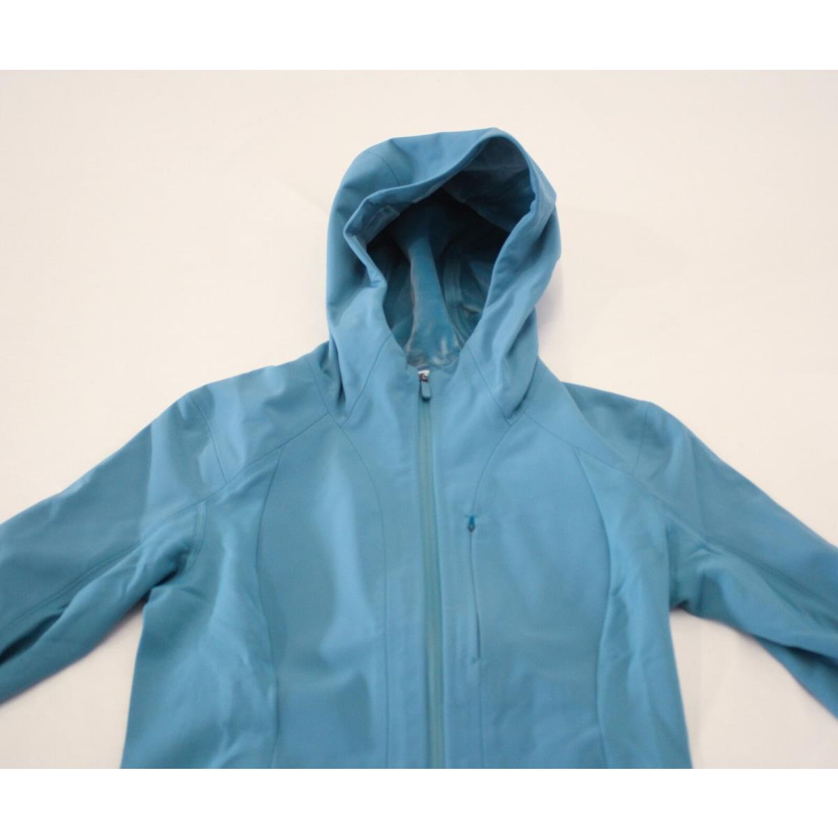 Lululemon Women`s Cross Chill Repelshell Waterproof Jacket LV5 Marlin Size 4