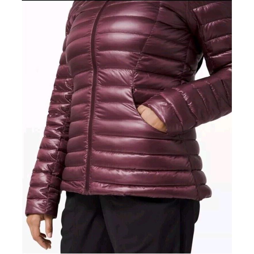 Lululemon Women s Pack It Down Jacket Shine Size 2 Brdr 700-fil - Very Comfy