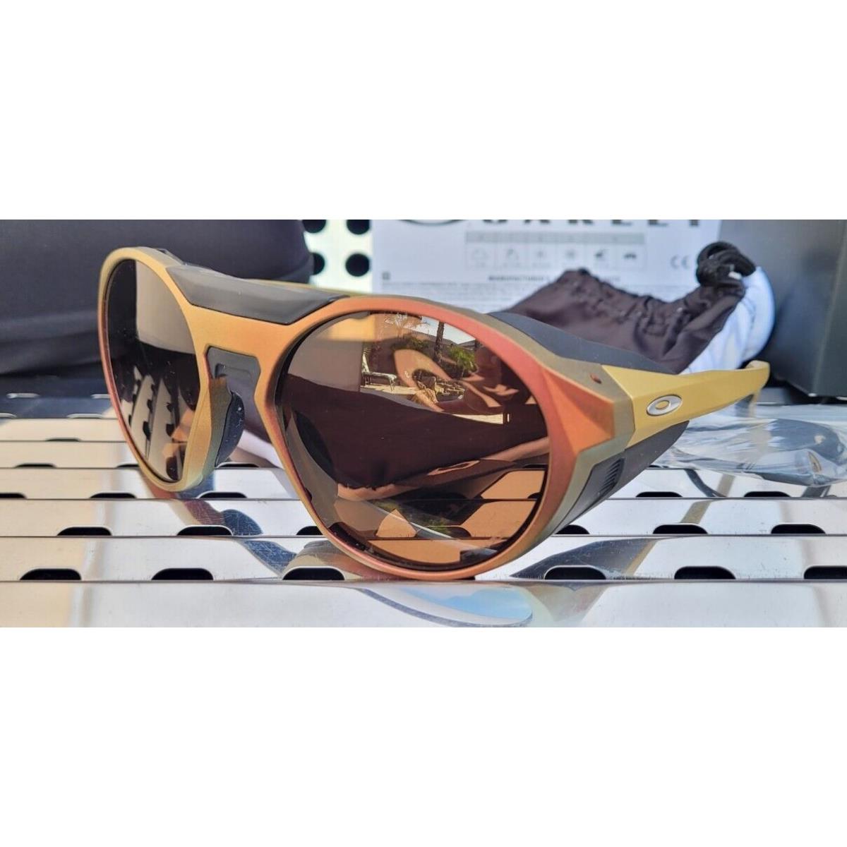 Oakley Clifden 9440-2356 Sunglasses Matte Red-gold Colorshift W/prizm Bronze  | Fash Brands