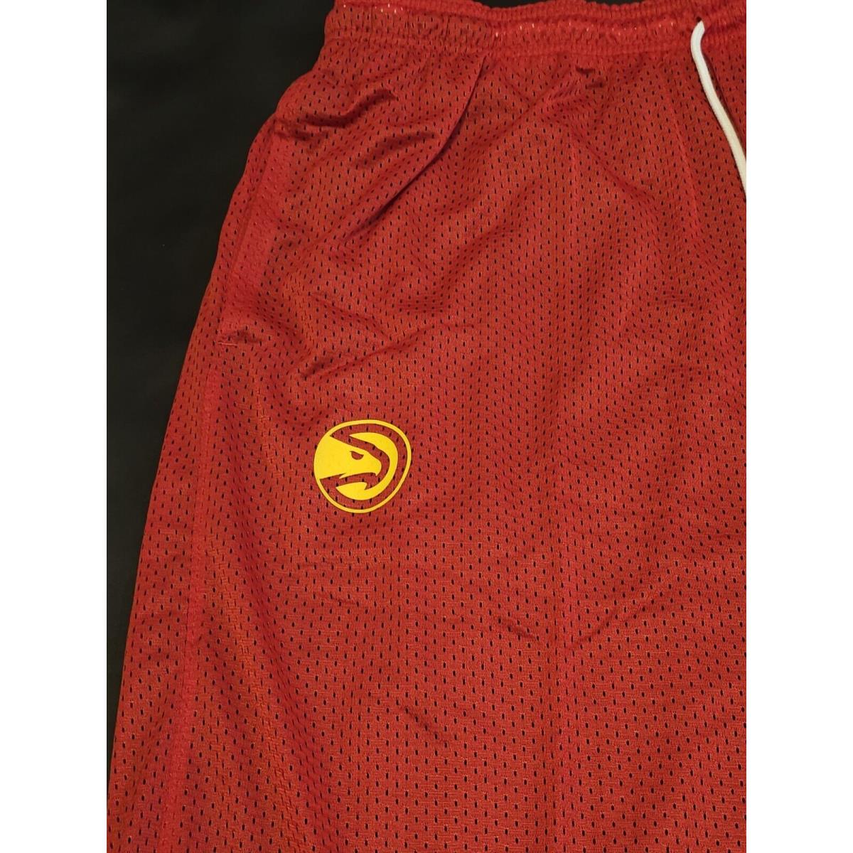 Nike Nba Standard Issue Team Reversible Mesh Basketball Shorts Atlanta Hawks