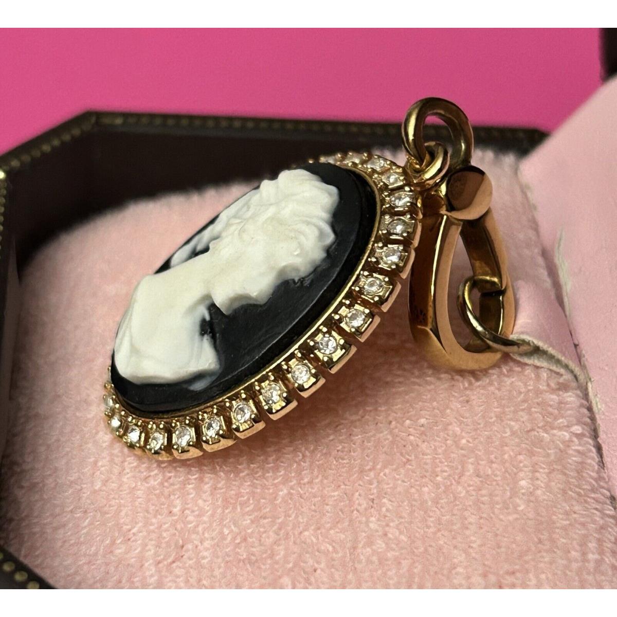 Juicy couture hot cameo charm