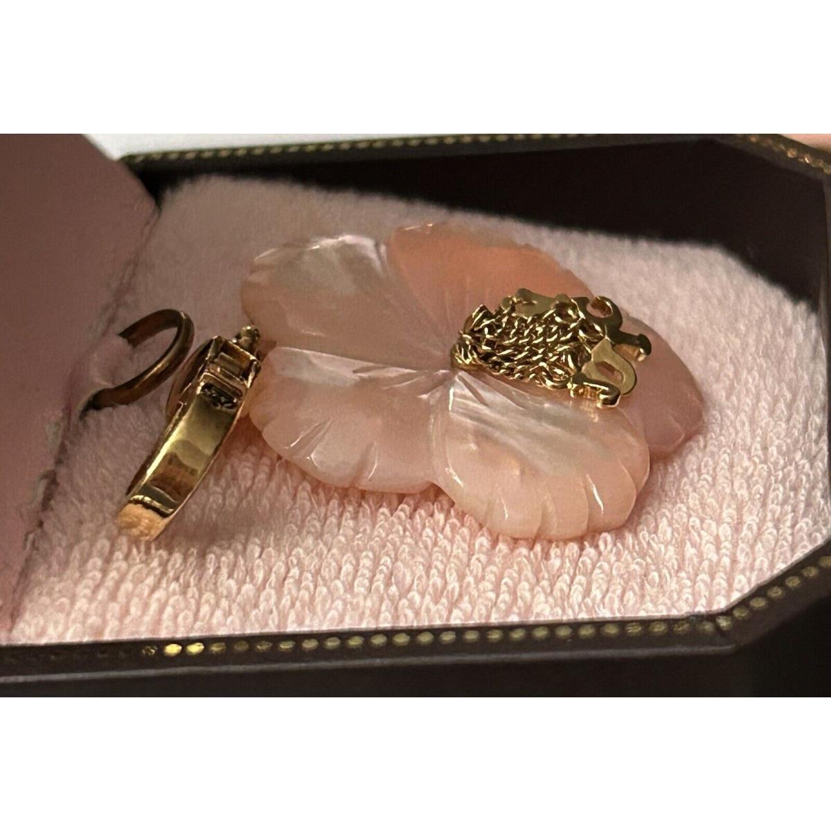 Juicy Couture Hibiscus Charm For Bracelet or Bag. Box 20