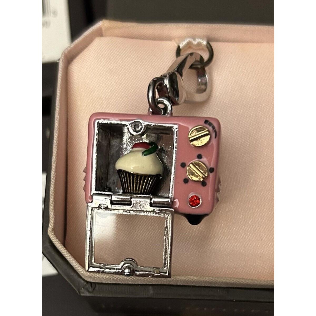 Juicy Couture Cupcake Oven Charm For Bracelet or Bag. Box 36