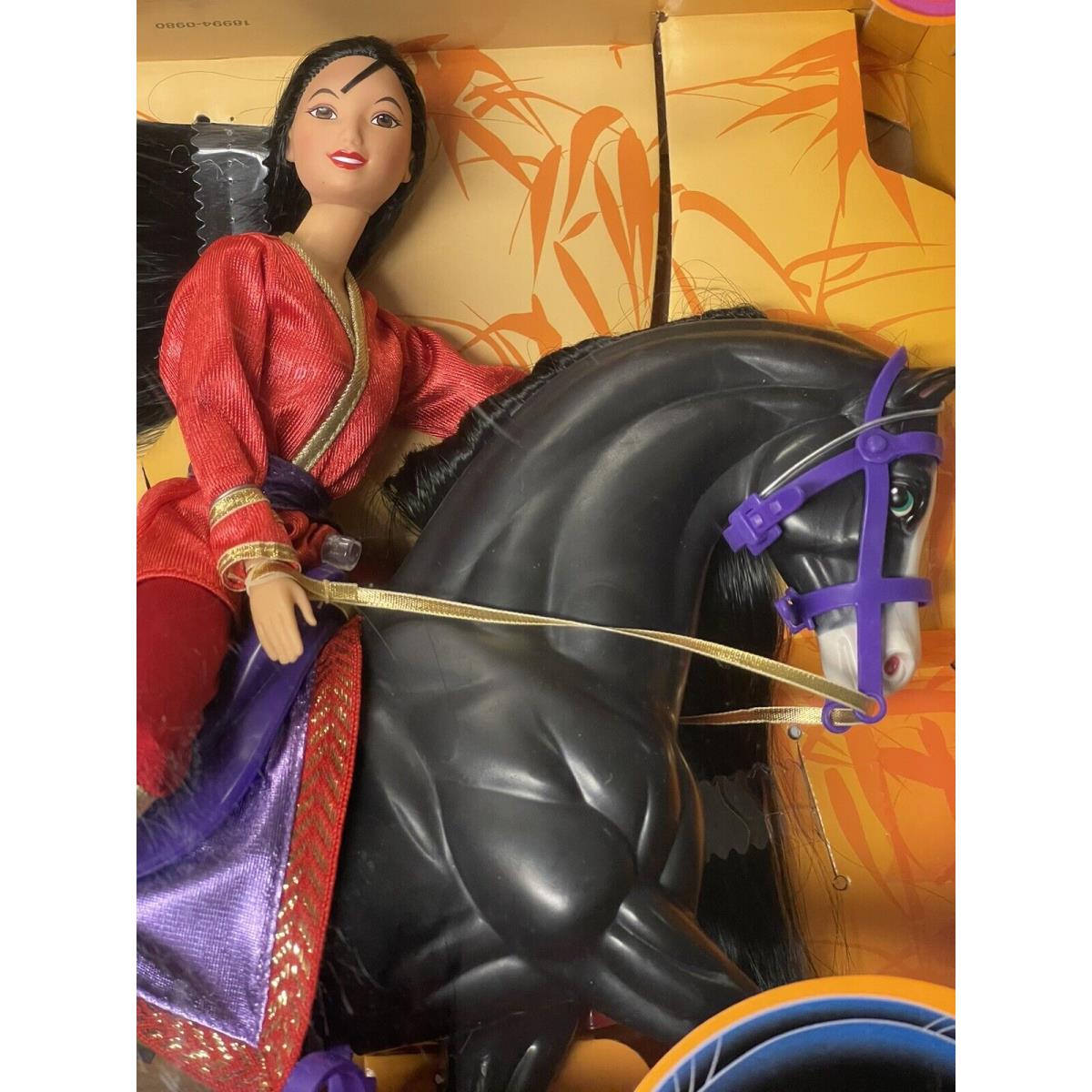 Vintage 1997 Disney Real Riding Mulan Khan Doll Gift Set Mushu Mattel