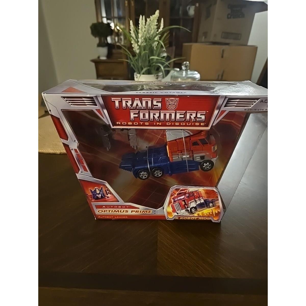 Transformers Robots In Disguise Optimus Prime Voyager Classics 2006